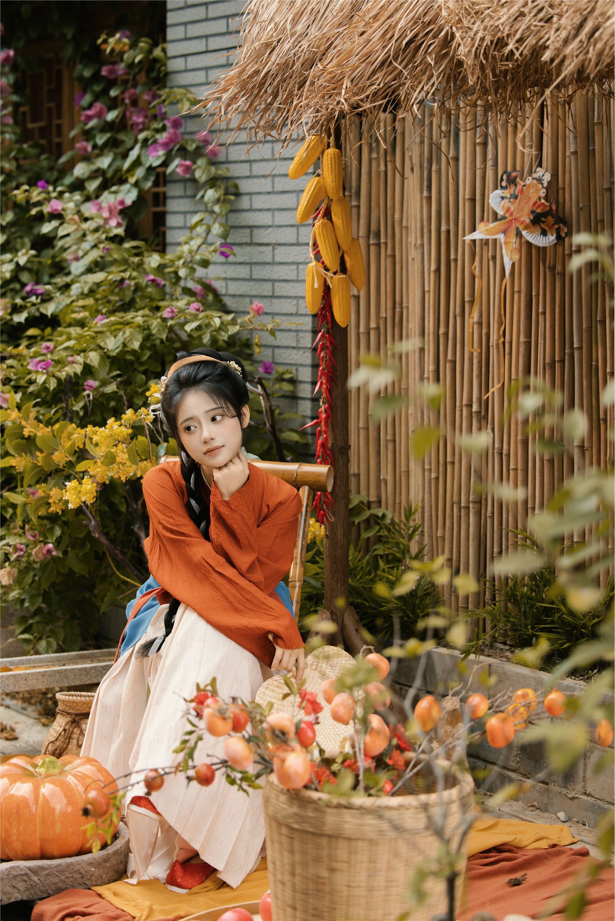 YITUYU艺图语 2025.01.18 晒秋 衔鹿